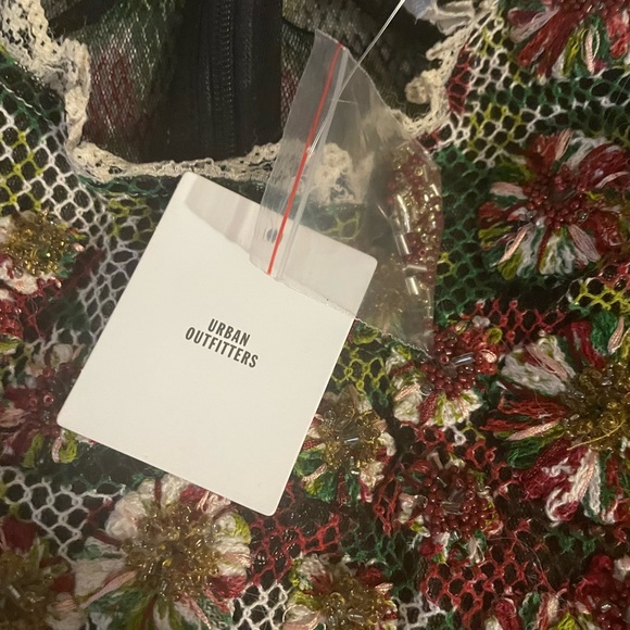 Urban outfitters size Large - Picture 2 of 4